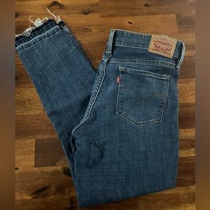 Levi’s Skinny Ankle Jeans